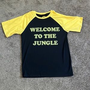 NWOT Welcome to the jungle baseball raglan tee GNR official merch🌹